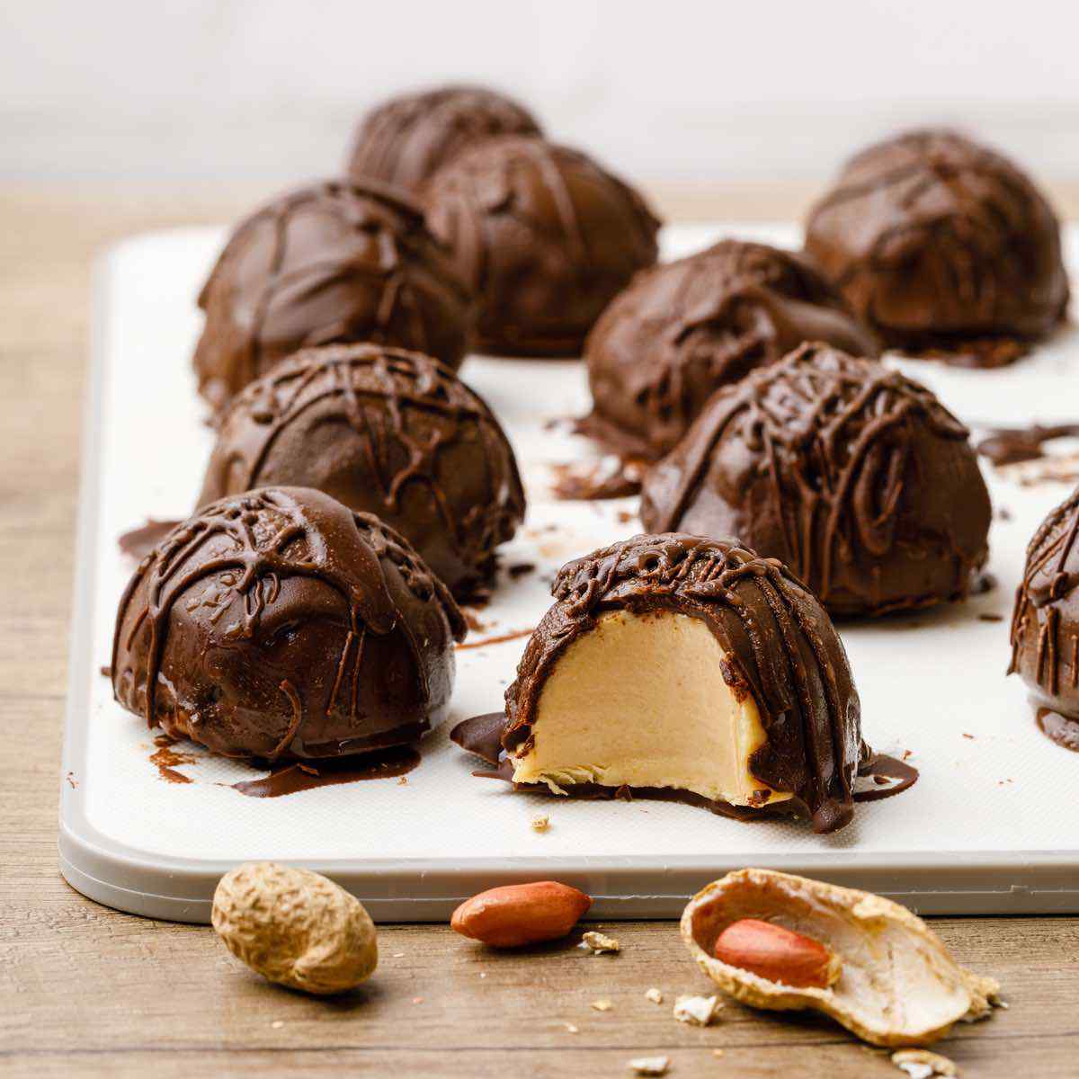 Peanut Butter and Chocolate Keto Fat Bombs