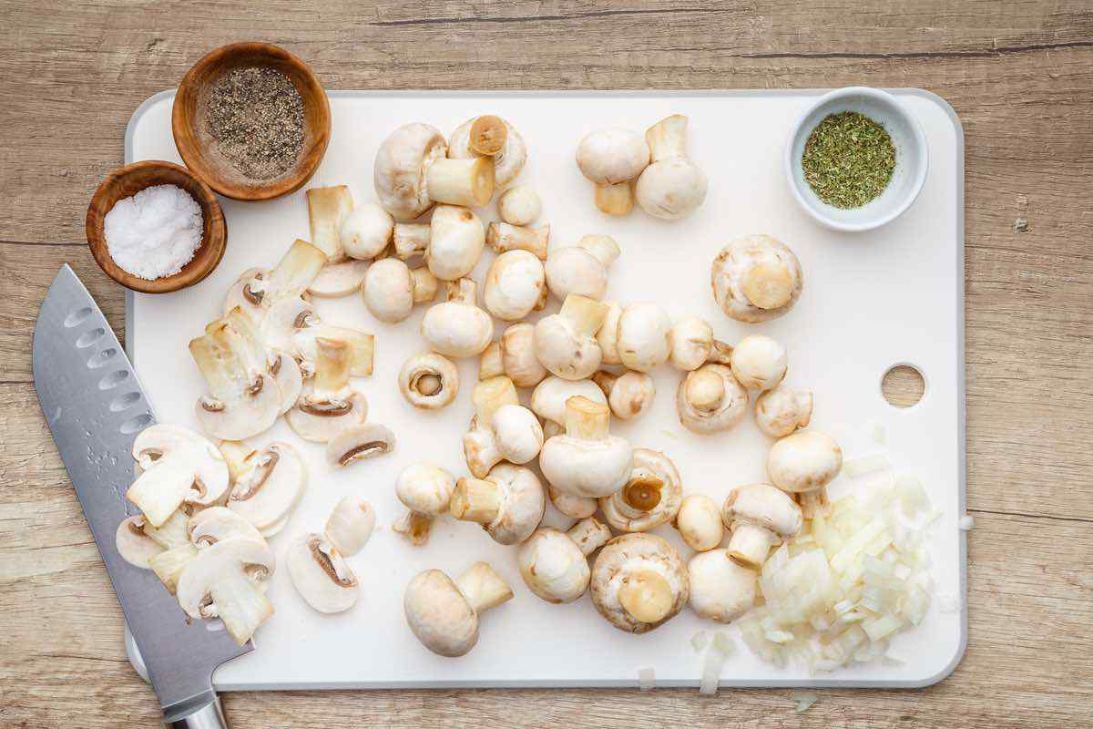 Homemade Keto Cream of Mushroom Soup