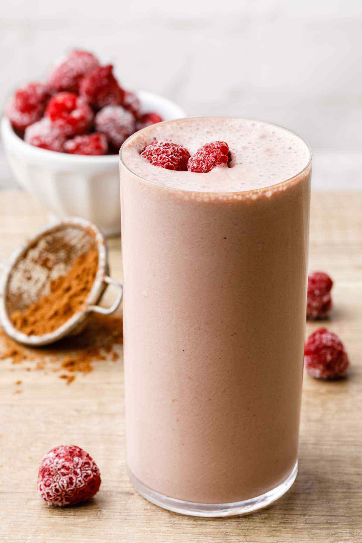 https://ketopots.com/wp-content/uploads/2019/07/4a-keto-chocolate-protein-shake.jpg