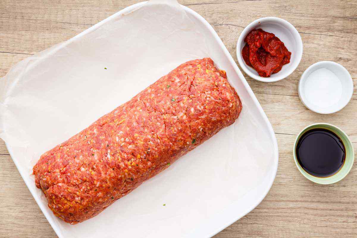 Juicy Lucy Keto Meatloaf (Cheese Stuffed Meatloaf)