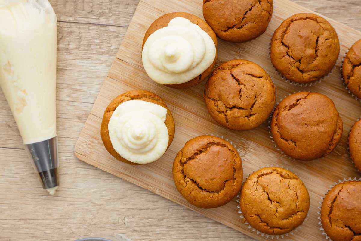 Keto Pumpkin Muffins with Cream Cheese Frosting