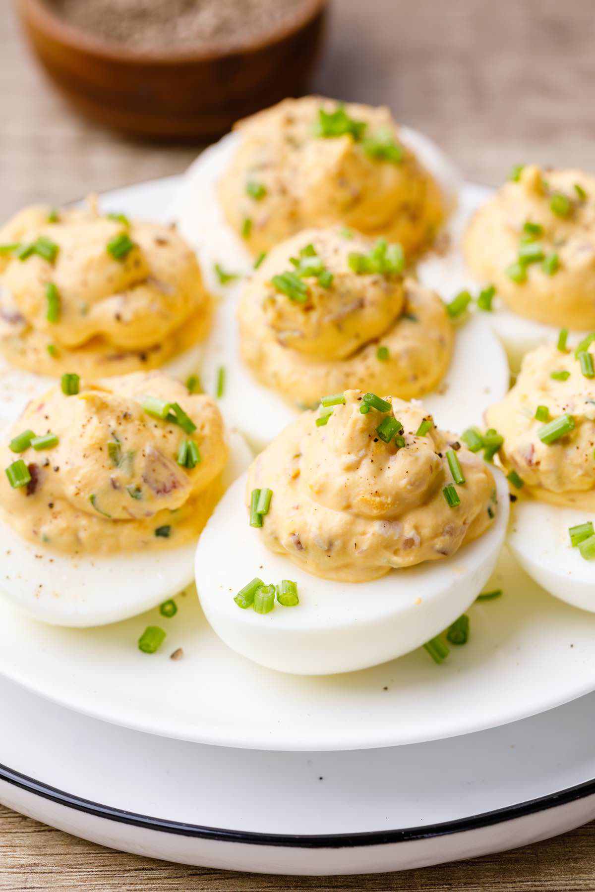 Loaded Keto Deviled Eggs You'll Want To Eat By The Dozen - Keto Pots