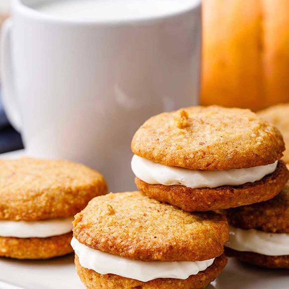 Keto Pumpkin Cookie Sandwiches