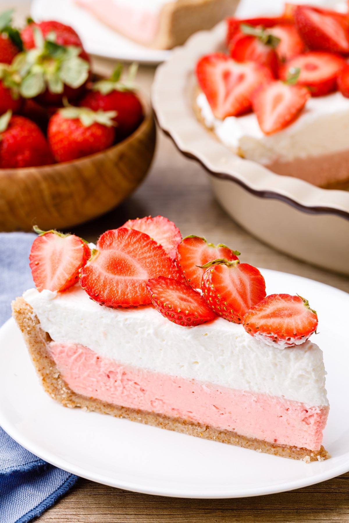 strawberry cream pie